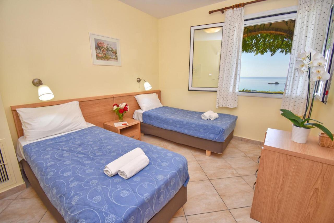 Corfu Resorts Apartments 펠레카스 외부 사진