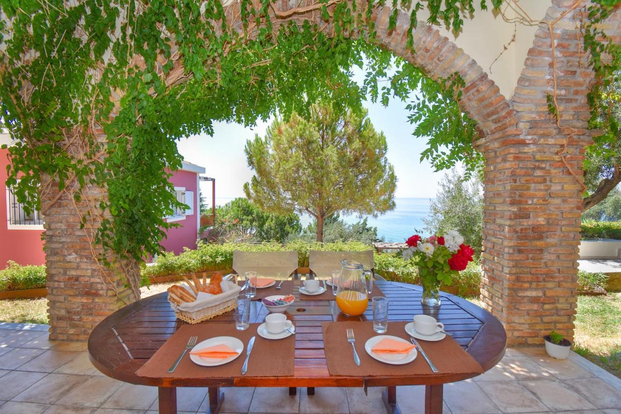 Corfu Resorts Apartments 펠레카스 외부 사진
