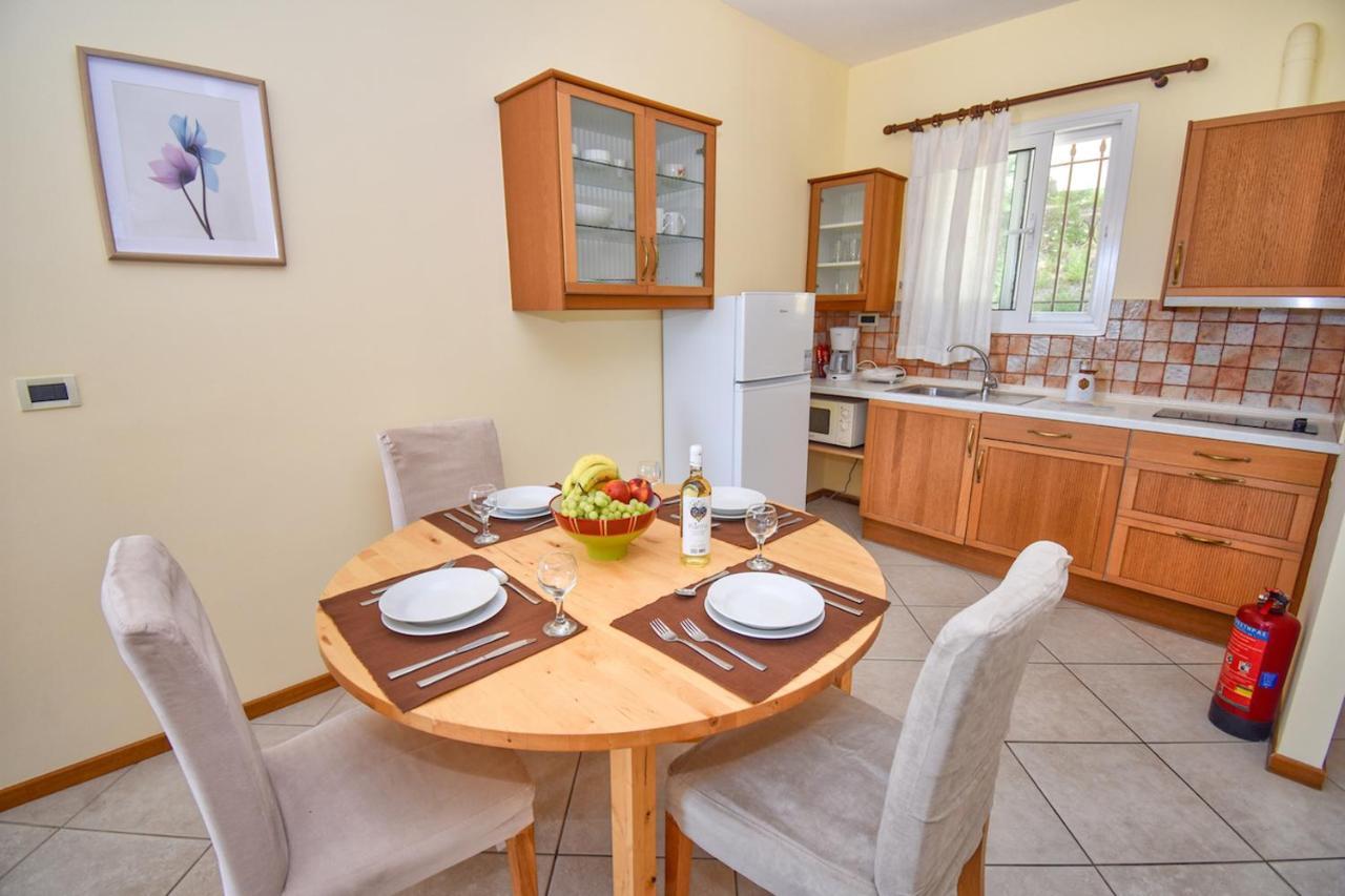 Corfu Resorts Apartments 펠레카스 외부 사진